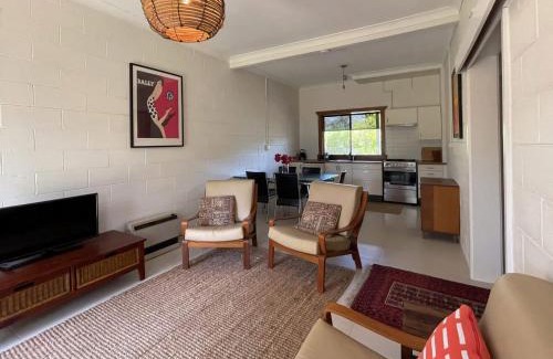 Broulee House | Broulee Pet Friendly Coastal Delight