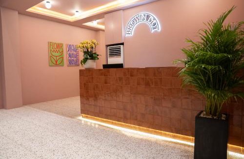 Tan Binh Hotel | Brown Dot Hotel Saigon Airport
