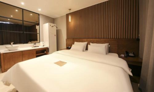 Pyeongtaek Hotel | Browndot Hotel Godeok newtown