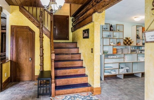 Seward House | Brownell Homestead Inn - Historic downtown home, Sleeps 12