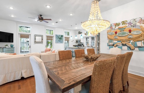 Watercolor House | Brownies - Camp WaterColor Home Private Pool Heated Seasonally, 5 Beach Bikes