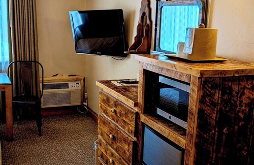 Salida Hotel | Browns Canyon Inn