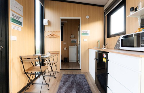 Surat Bay House | Bruce Farm Alpaca Cabin 4 by Tiny Away