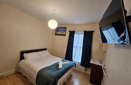 Tottenham House | Bruce Rooms