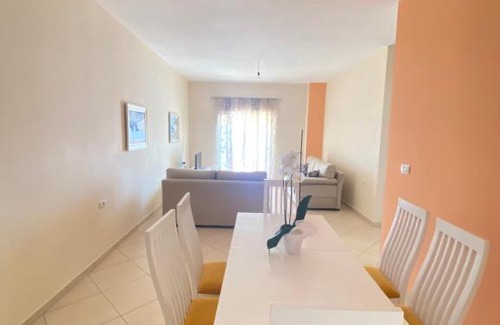 Qafe e Gjashtes Apartment | Brunas seaview apartament