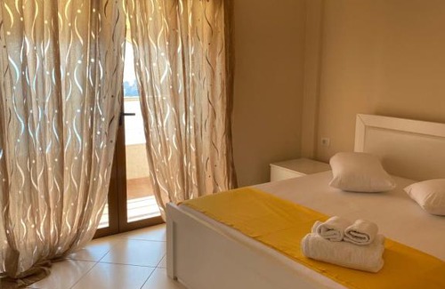 Qafe e Gjashtes Apartment | Brunas seaview apartament