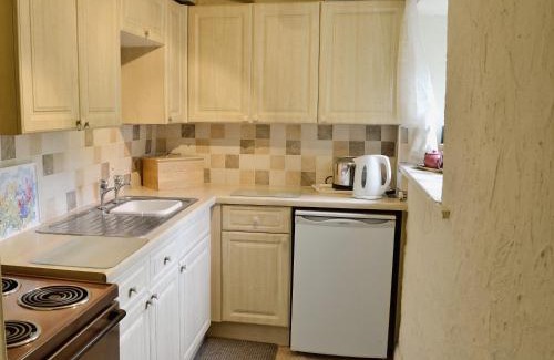 Hawes House | Brunskill Cottage