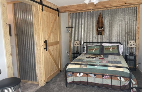 Tropic Bed & Breakfast | Bryce Canyon Country Inn