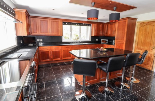 Denbigh Cottage | BRYN AWEL, family friendly, country holiday cottage in Denbigh