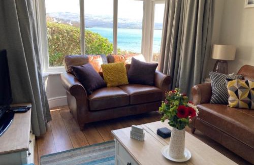 Borth-y-Gest House | Bryn Gwyn & Tegfryn - Pair of 4 Bedroom Cottages - Sea & Mountain Views Borth y Gest