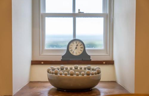 Llandwrog House | Bryn-Mawr