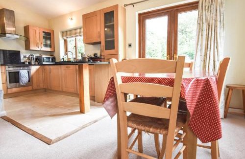 Newport House | Brynawelon