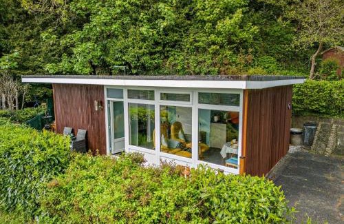 Bryn-crug House | Bryncrug Hidden Gem
