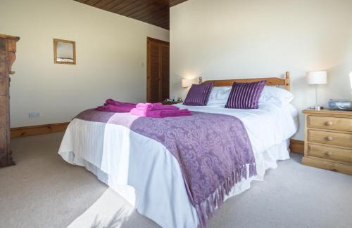 New Quay House | Brynonnen Llangrannog