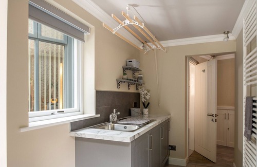 Y Felinheli Cottage | Bryntirion Lodge - Three Bedroom Cottage, Sleeps 6