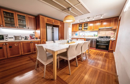 Hongji House | BS Tailored Service Home near Gyeongbokgung