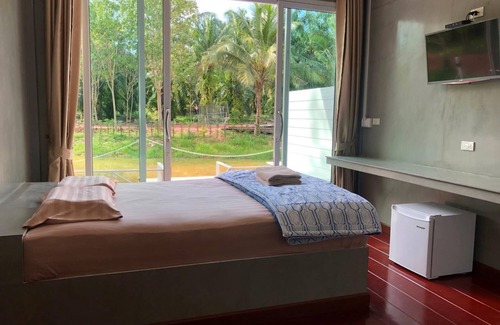 Pak Khlong Hotel | Bua Villa