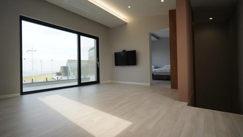 Byeonsan House | Buan Stay 365