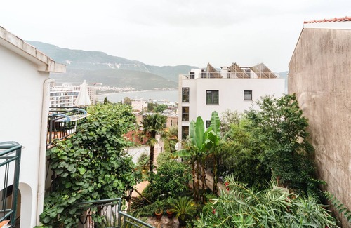Gospostina Apartment | Buba Apartment w/balcony and sidesea view