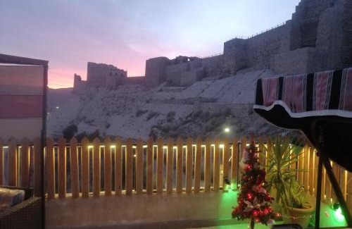 Al-Karak House | Bubble castle house