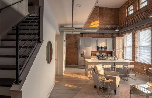 Over-the-Rhine Apartment | BUBBLES FANTASY SUITE Explore OTR and Rhinegeist