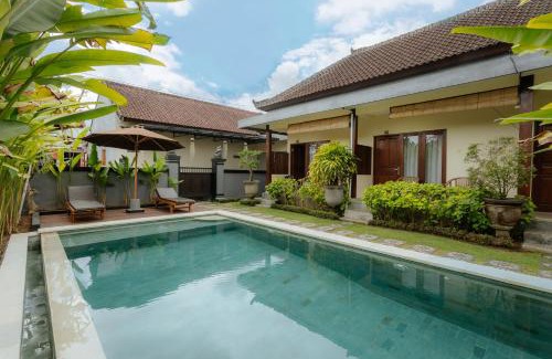 Batu Bolong House | BUBU CANGGU Guesthouse