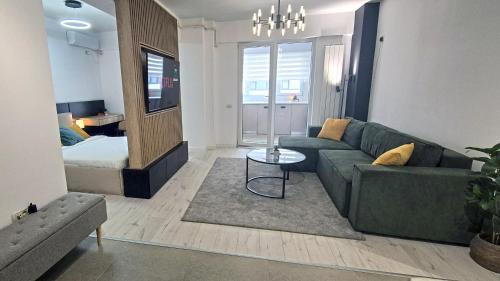 Sector 5 Apartment | Bucharest Designer High-End Stay