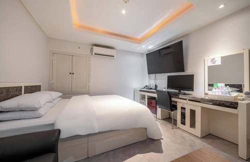Sang-dong Hotel | Bucheon Alps