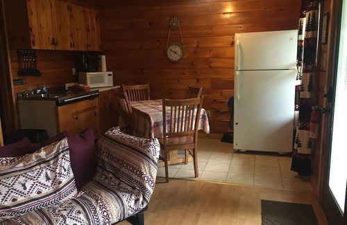 Pittsburg Apartment | Buck Rub Lodge #1 in Pittsburg NH