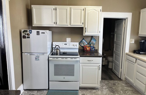 Port Clinton House | Buckeye Bungalow 2 Park-Beach-Bonfires-Bikes. Near everything & dog friendly