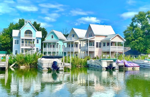 Buckeye Lake House | Buckeye Lake WATERFRONT Vacation Home B | Crane Cove Resort
