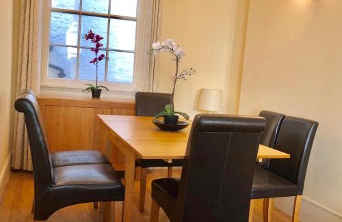 Belgravia Apartment | Buckingham Palace View Apartment