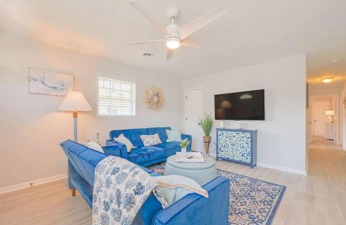 Hampton House | Buckroe Bungalow Escape to the Beach 2mins Away