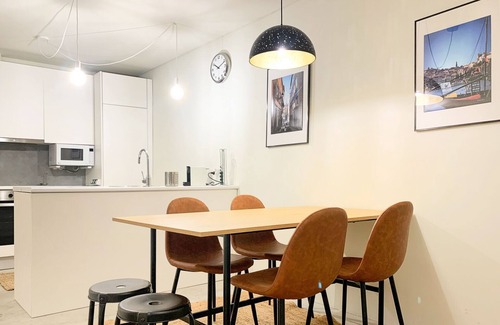 Centro / Baixa Apartment | BUCKS4 Fantastic 1BD + 1 Triplex next to Ribeira