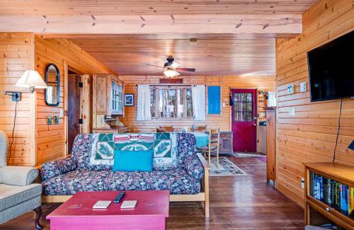Three Lakes House | Bucky's PineIsle Retreat