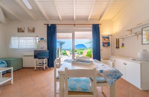 Porto San Paolo House | Bud by DomusAway