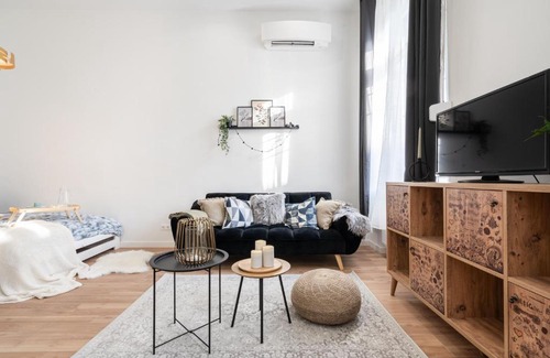 Inner City Budapest Apartment | Budapest Eye Residence