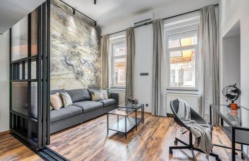 Csarnok negyed Apartment | Budapest style Grande Apartment