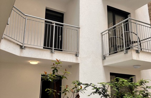 Corvin negyed Apartment | Budapest szívében családi méretű lakás . Állatbarát!