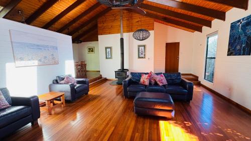 Buddina House | Buddina Beach Cabin