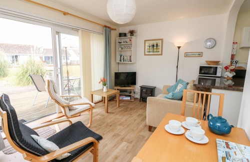 Seaview Cottage | BUDDLEIA COTTAGE, country holiday cottage in Seaview