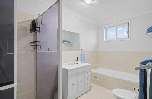 Budgewoi House | Budge near the Beach