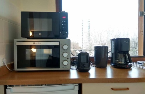 Saint-Denis Apartment | Budget apart with parking and balcony
