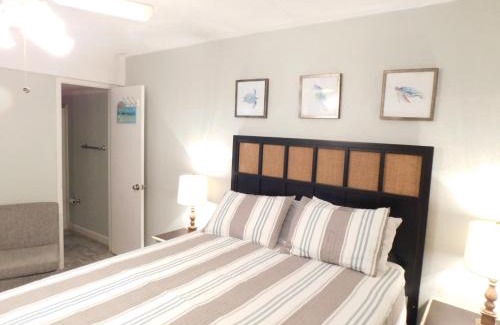 Gulf Shores House | Budget Friendly Condo Perfect for a Romantic Getaway within Walking Distance to the Beach!