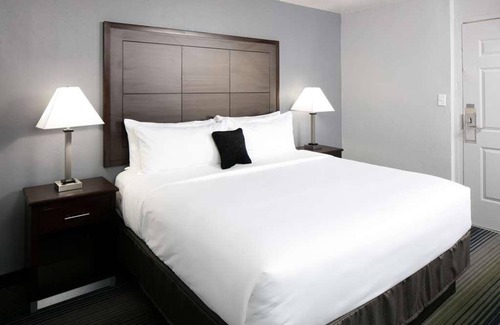 Downtown Tucson Hotel | Budget-Friendly Property, Outdoor Pool, Free Parking, Near Rialto Theatre