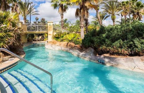 Regal Palms House | Budget-friendly spacious 3 bedrooms