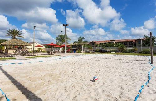 Regal Palms House | Budget-friendly spacious 3 bedrooms