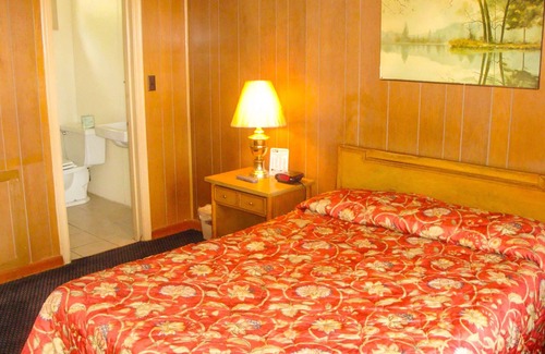 Junction City Hotel | Budget Host Golden Wheat Motel