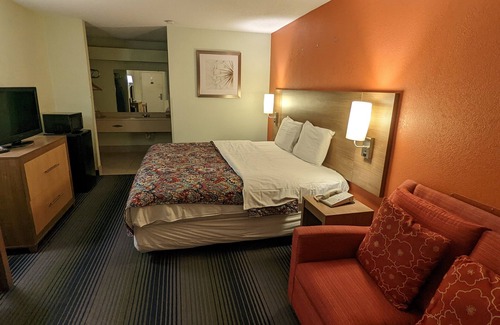 Henderson Hotel | Budget Host Inn