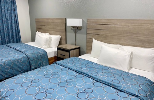 Vernon Hotel | Budget Host Inn